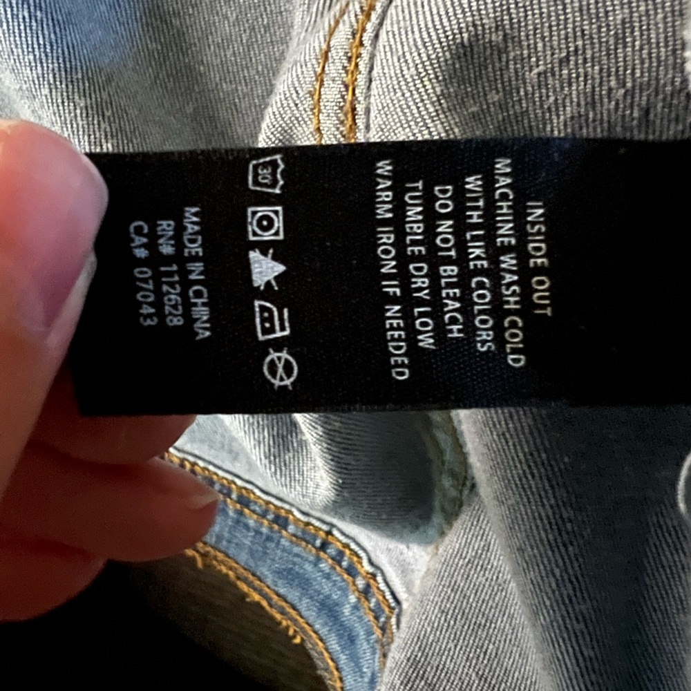 Max Jeans Jean Jacket in Excellent Condition - Picture 6 of 7